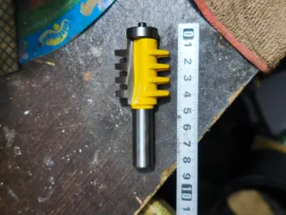 Broca fresadora para madera