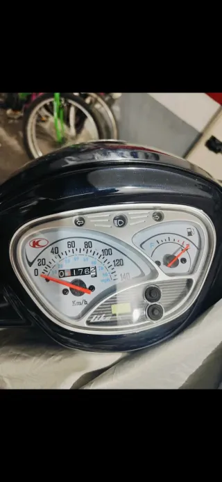 Kymco Like 125 Scooter Automática