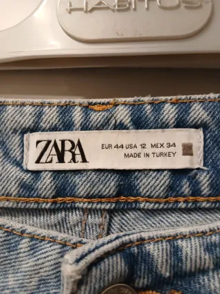 Pantalón vaquero Zara azul