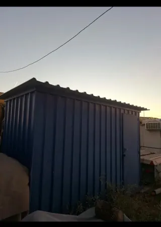 Caseta metálica azul