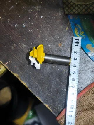 Broca fresadora para madera