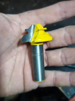 Broca fresadora para madera