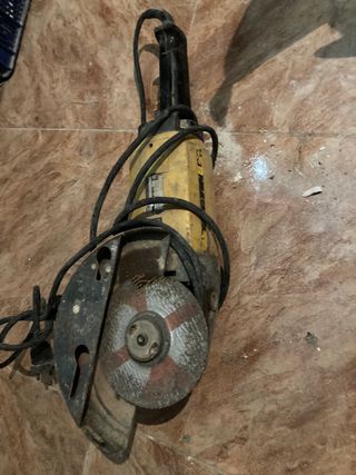 Amoladora Bosch GWS 20-230 H