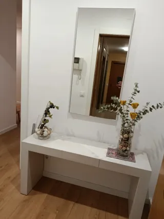 Mueble recibidor blanco madera