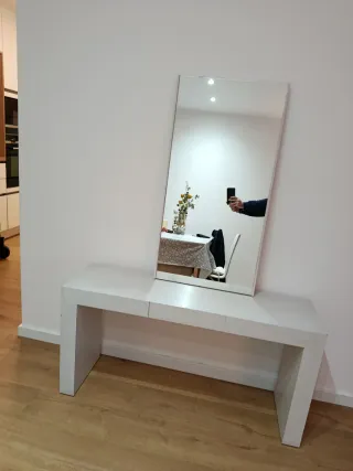 Mueble recibidor blanco madera