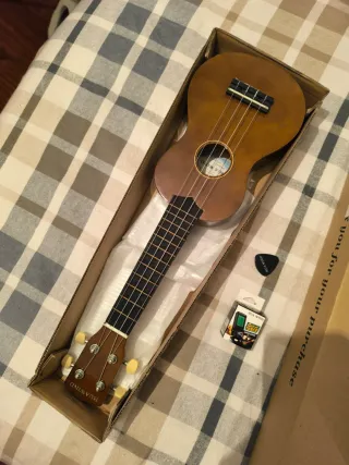 Ukelele Soprano Marrón