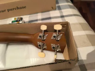 Ukelele Soprano Marrón