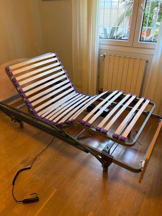 Cama articulada geriátrica eléctr madera y metal