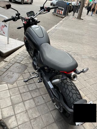 Ducati Scrambler 800 Icon Dark - garantia