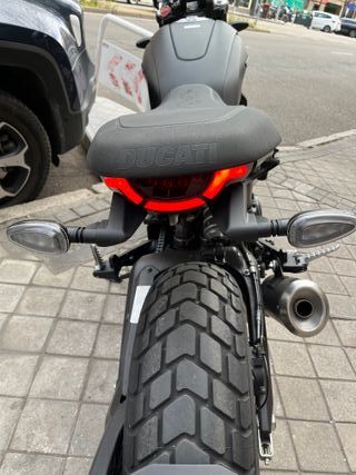 Ducati Scrambler 800 Icon Dark - garantia