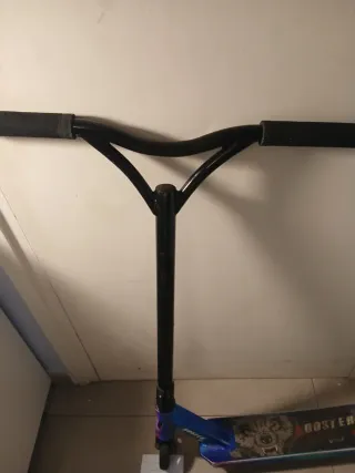 Patinete Wolf azul i negro