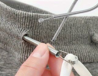 Enhebrador muelle para cordon / elastico pantalon.