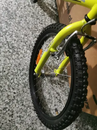 Bicicleta infantil ATRACTOR amarilla