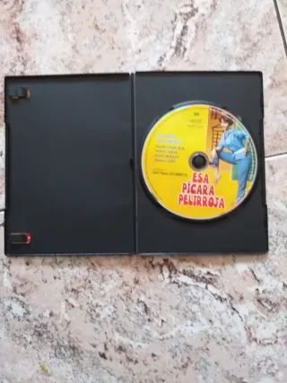 1 DVD Esa Pícara Pelirroja