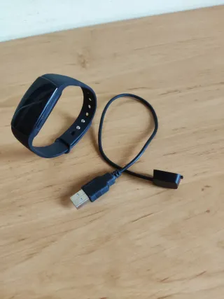 Pulsera de actividad negra