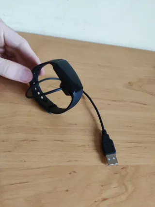 Pulsera de actividad negra