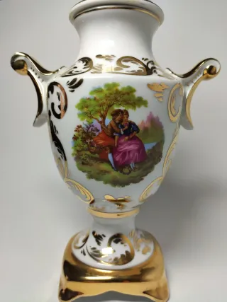 Jarrón porcelana SANBO con tapa 25 cm