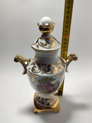 Jarrón porcelana SANBO con tapa 25 cm