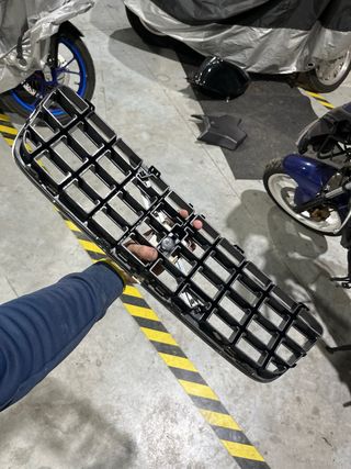 Rejilla Delantera Volvo XC90 2002-2010