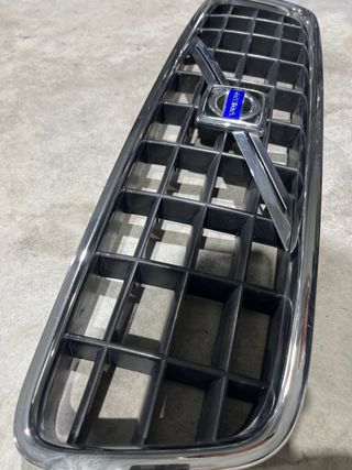 Rejilla Delantera Volvo XC90 2002-2010