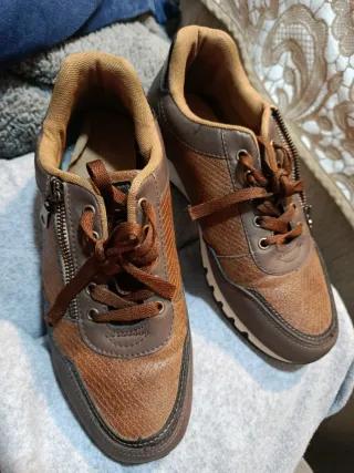 Zapatos mujer marrones y beige