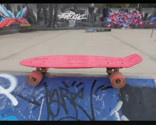 Monopatín rosa tipo Penny Board