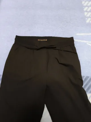 Pantalón de vestir negro de mujer