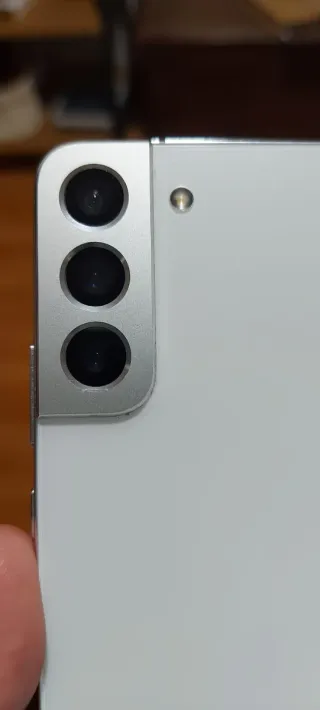 Samsung Galaxy S22 128GB Plata SM-S9010