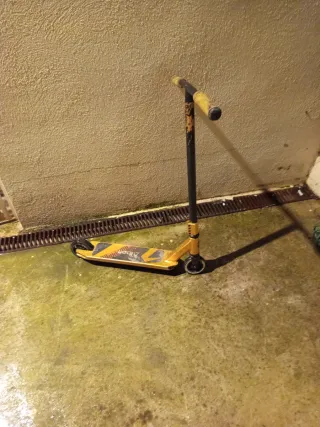 Patinete Scooter Albott Amarillo