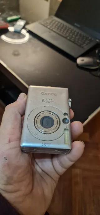 Cámara Canon IXUS 50 Plata