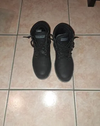 Stivaletti neri uomo