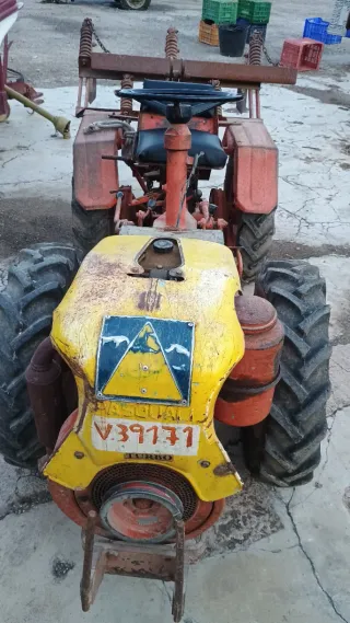 Pasquali 21 CV Tractor