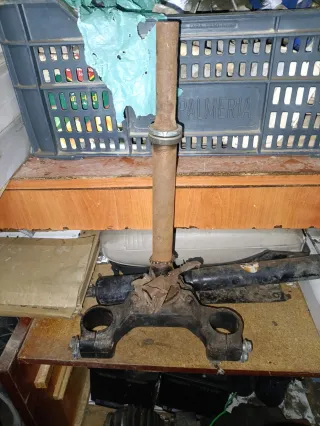 Tija horquilla Derbi GP1 125/250