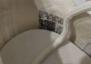 Adidas NMD V3 Talla 39 nuevas