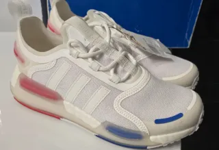 Adidas NMD V3 Talla 39 nuevas