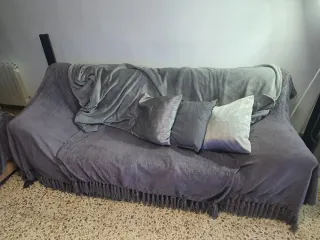 Sofa. Oferta! Muy cómodos y grandes sofas