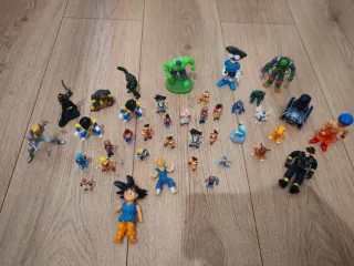 Set Statuette Dragon Ball, Digimon, Hulk