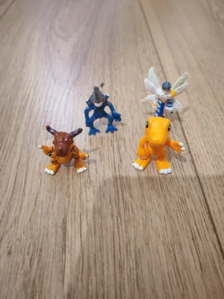 Set Statuette Dragon Ball, Digimon, Hulk