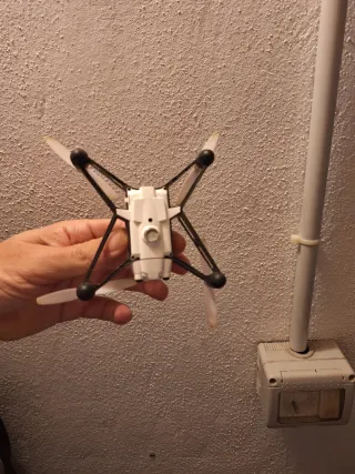 Hydrofoil Parrot Drone