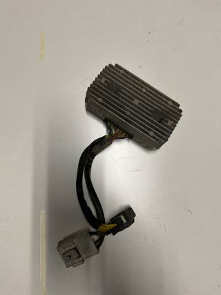 Regulador Corriente SYM Joymax 300