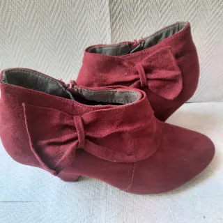 Botines granate antelina lazo