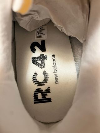 Zapatillas New Balance Blancas y Negras