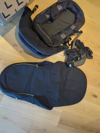 Nuna Demi Grow + Nuna Pipa Next