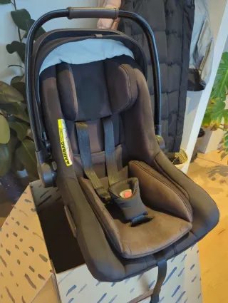 Nuna Demi Grow + Nuna Pipa Next