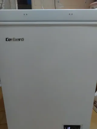 Congelador Corberó CCHH004E