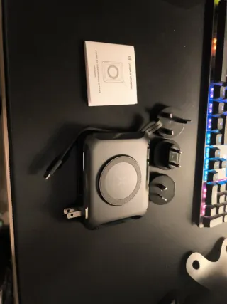 Cargador universal Urban Vitamin Oxnard 65W-NUEVO