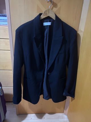 Americana negra Bershka