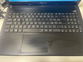 Portátil ASUS i3 4GB RAM 320GB + Cargador