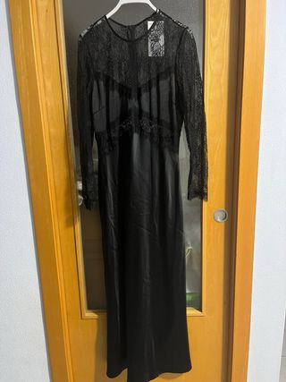 Vestido encaje Zara negro