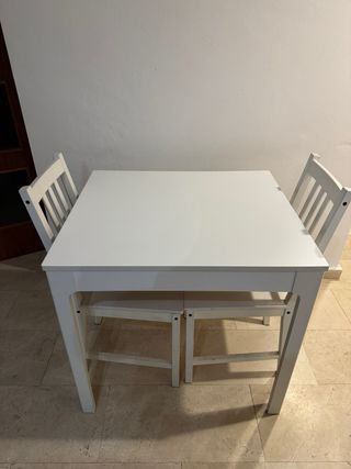 Mesa de comedor extensible blanca